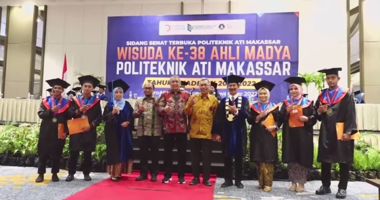 Lulusan Langsung Kerja, Kemenperin Cetak 899 Wisudawan di Makassar