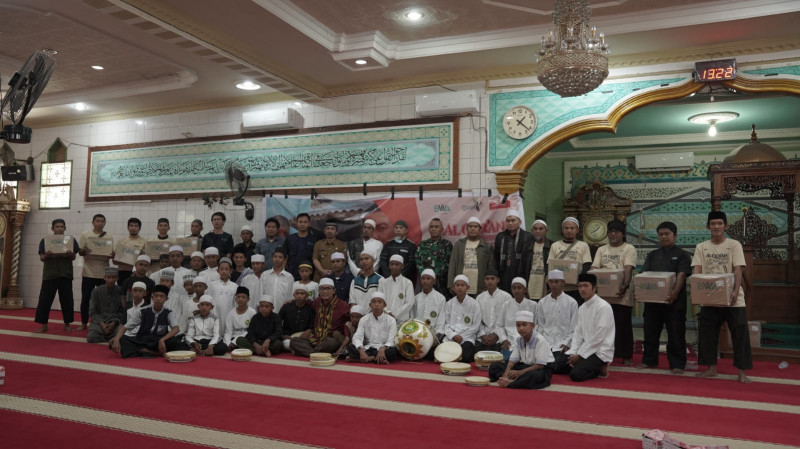 Satu Kontainer Al-Qur'an Wakaf BWA Diperuntukan Bagi Muslim di Sulteng