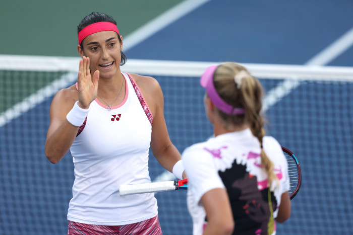 WTA Finals: Iga Swiatek dan Carolina Garcia Melaju ke Semifinal
