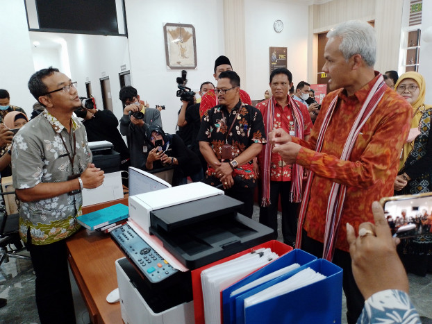 Ganjar Pranowo Resmikan Mal Pelayanan Publik Kabupaten Klaten