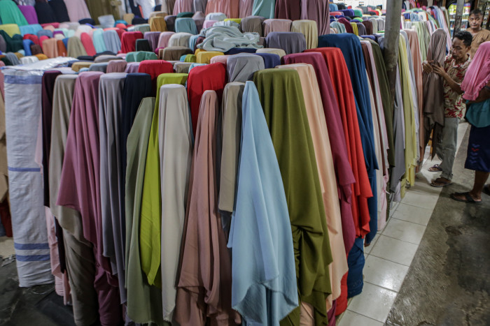 Permintaan dari Tiongkok dan AS Turun, Industri Garmen Goyang