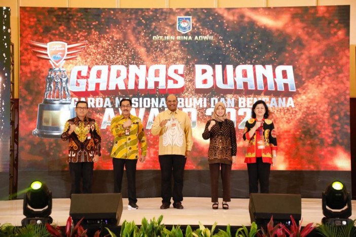 Garnas Buana Award 2022 membuat Daerah Kuasai SPM Bencana