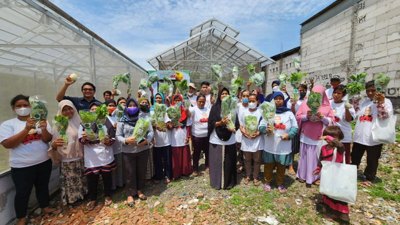 Omset Petani Kota di Duren Sawit Naik 5 kali via Sedekah Sayur OMG