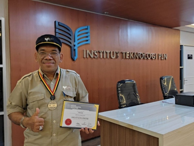 Wakil Rektor IV ITPLN Raih Gelar ASEAN Engineer 