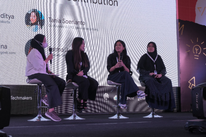 Devfest 2022 Lirik Peran Developer Perempuan di Bidang Teknologi