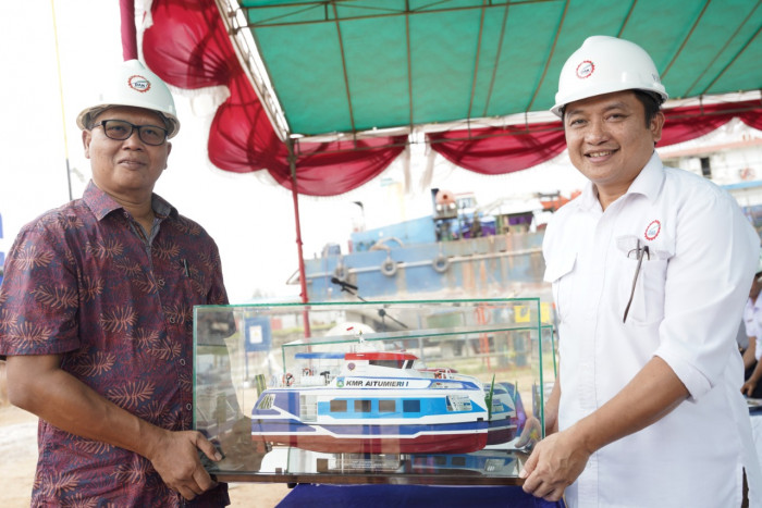 PT DAK Produksi Tiga Unit Kapal untuk Transportasi Warga Teluk Wondama Papua Barat 