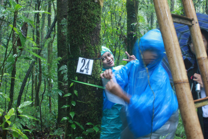 Jaga Kelestarian Anggrek Hutan Merapi, Puluhan Mahasiswa Yogyakarta Lakukan Konservasi