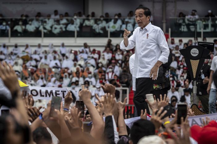 Saat Gus Mus, Iwan Fals, Kang Emil dan Sujiwo Tejo Merespon Kode Rambut Putih Jokowi