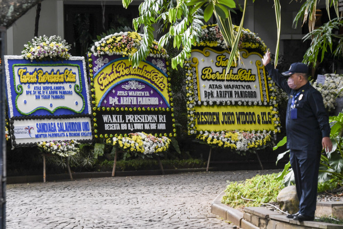 Contoh Ucapan Belasungkawa dan Cara Mengucapkan Duka Cita di Islam dan Kristen