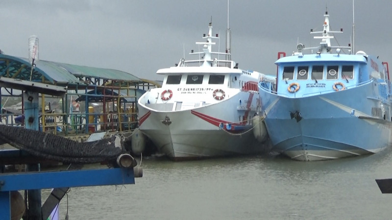 Ada 391 Wisatawan di Pulau Karimunjawa Tertahan Gelombang Tinggi