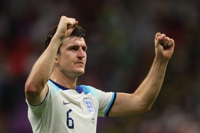 Phillips Sebut Ejekan terhadap Maguire Berlebihan