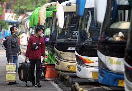 Harga Tiket Bus AKAP di Terminal Pulo Gebang Naik 20 Persen