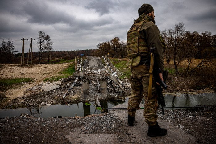 Pertempuran Militer Rusia-Ukraina Sengit Kian Jauh dari Negosiasi