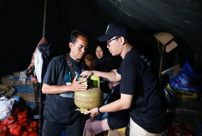 Kowarteg Indonesia Salurkan Bantuan Sembako dan Gas LPG 3Kg Korban Gempa Cianjur