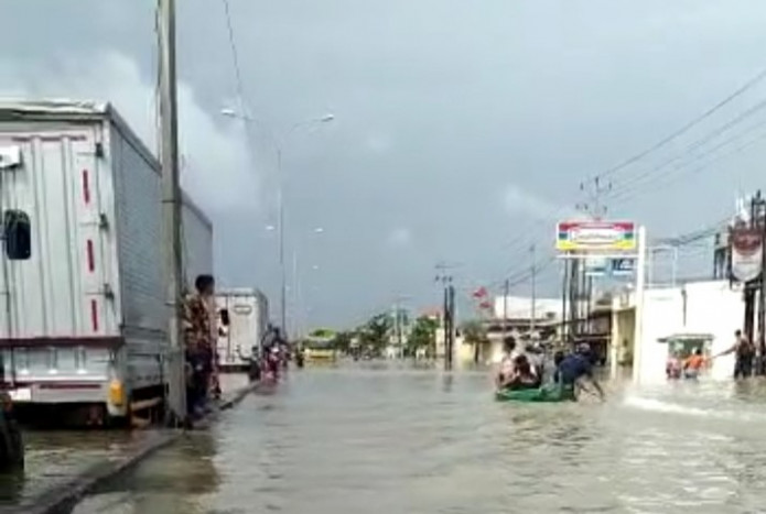 Awas, Gelombang Tinggi di Laut Jawa dan Rob Kembali Terjadi Pantura Jateng