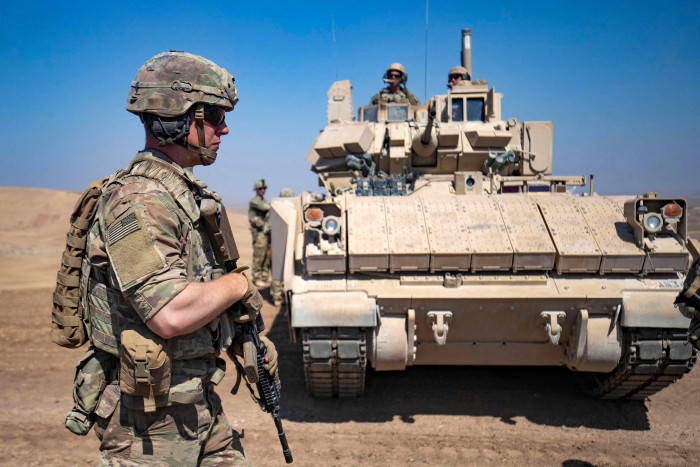 Joe Biden: Kendaraan Tempur Bradley Siap Perkuat Militer Ukraina