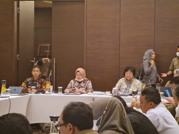 Menteri Siti: Kebijakan Sumber Daya Air dan Sumber Daya Lahan Sama Pentingnya 