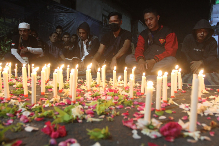 Aremania Kecewa Dilarang Mengikuti Sidang Tragedi Kanjuruhan di PN Surabaya