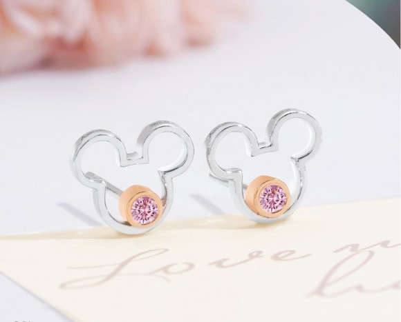 Koleksi Perhiasan Berlian Bertema 'Mickey & Minne Mouse' Sambut Hari Valentine