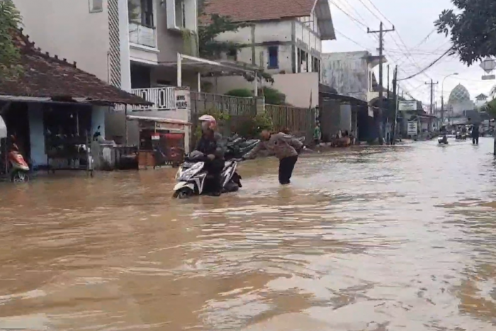 Diguyur Hujan sejak Kemarin, Sejumlah Desa di Kudus Terendam Banjir