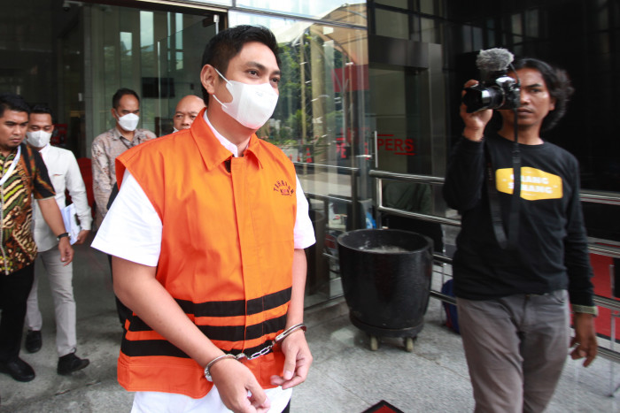 Maming Divonis 10 Tahun Penjara dan Uang Pengganti Rp110 Miliar
