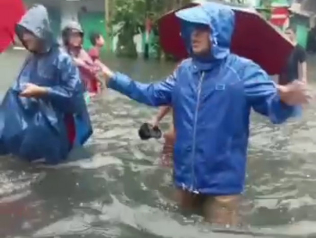 Makassar Dilanda Cuaca Buruk, Wali Kota Instruksikan Sekolah Daring