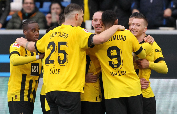 Dortmund Pertahankan Puncak Klasemen Bundesliga