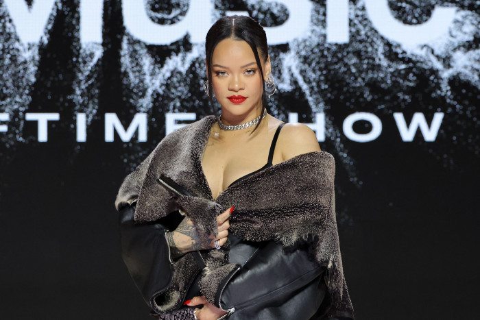 Hentikan Boikot, Rihanna akan Tampil di Ajang Super Bowl
