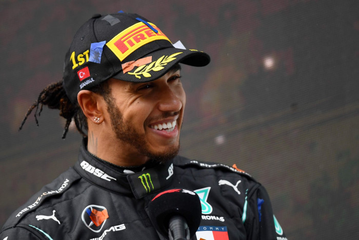 Lewis Hamilton: Kekompak Tim Jadi Faktor Bidik Kemenangan di Formula 1 Musim 2023