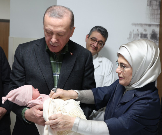 Erdogan Beri Nama Bayi Korban Gempa Turki