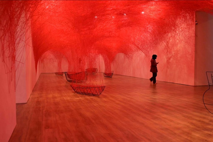 Mowilex Dukung Pameran Chiharu Shiota. 'The Soul Trembles' di Museum MACAN