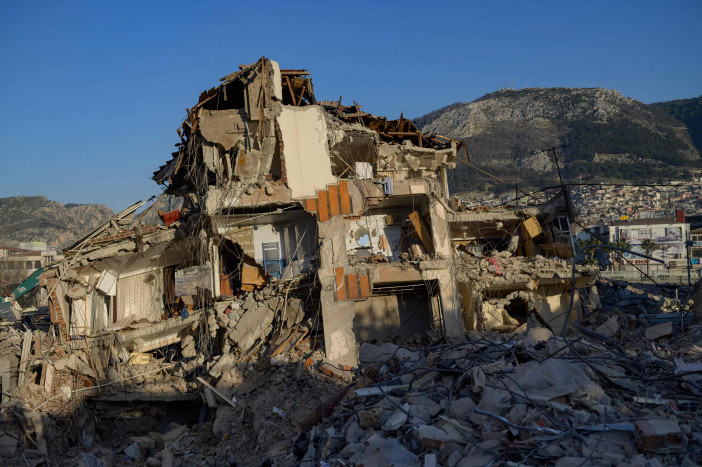 Tiga Orang Berhasil Diselamatkan 13 Hari setelah Gempa Turki-Suriah