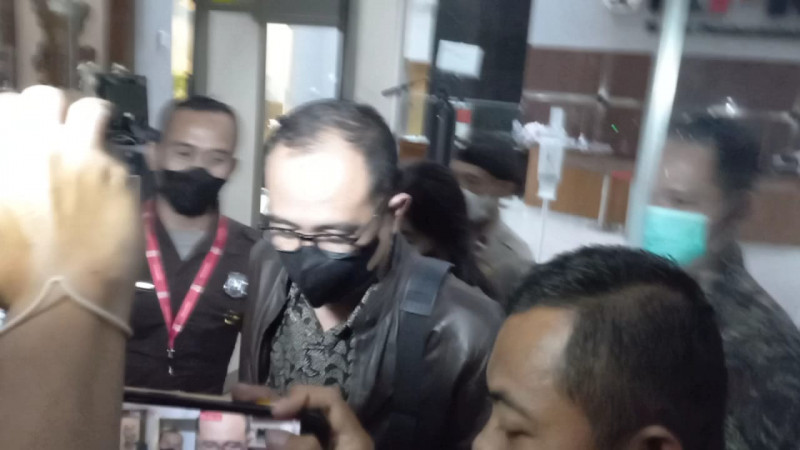 Diperiksa KPK Lagi, Rafael Alun dan Istri Tutup Mulut  