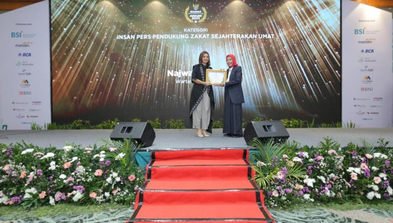 Terima Anugerah Baznas, Najwa Shihab Ingatkan Pentingnya Berzakat