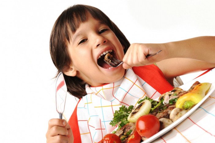 Anak dengan Penyakit Jantung Rematik Diminta Hindari Makanan Tinggi Glukosa