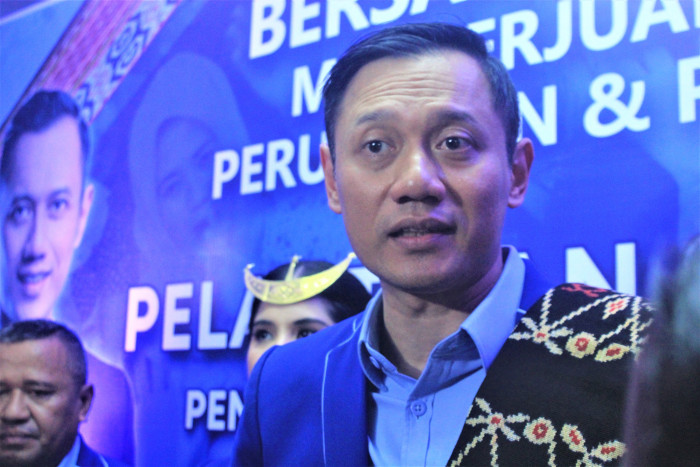 Agus Yudhoyono Jalani Sidang Proposal Disertasi di Unair, Angkat Isu Bonus Demografi