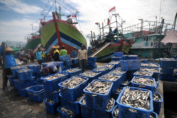 Cuaca Buruk Picu Kenaikan Harga Ikan Laut Di Kupang
