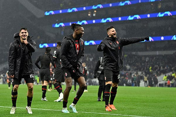 AC Milan Lolos ke Perempat Final Liga Champions