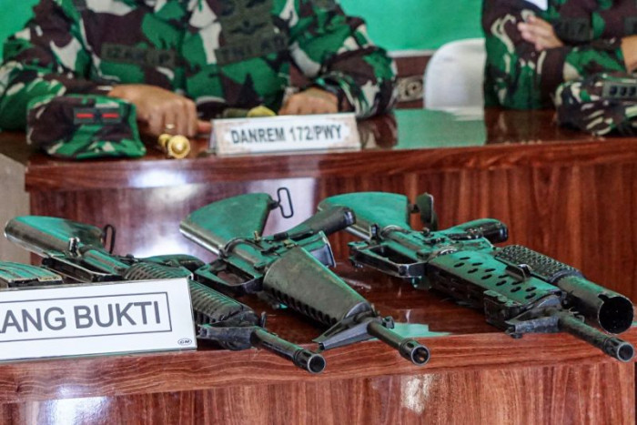 Oknum TNI Polri Pemasok Senjata di Papua Harus Ditindak Tegas