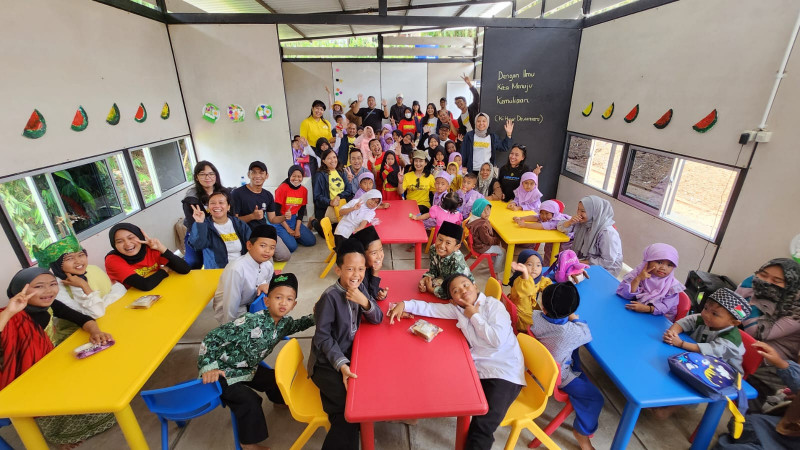 Iluni UI Resmikan Sekolah Indonesia Cepat Tanggap Ketiga di Cianjur