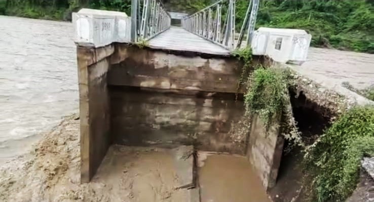 Jembatan Termanu di Kupang Putus, 4 Kecamatan Terisolasi  