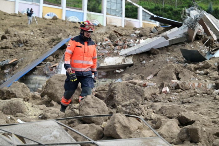 Otoritas Patikan Korban Tewas Akibat Tanah Longsor di Ekuador 14 Orang