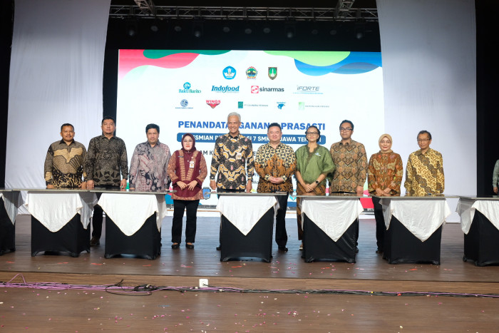 Gubernur Jateng Resmikan Revitalisasi 7 SMK Program Konsorsium Pengusaha