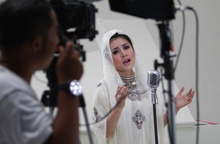 Cici Paramida & Siti Rahmawati Rilis Lagu Nabi Al-Rahma