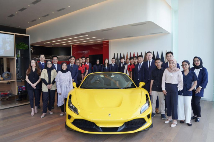 Eurokars Prima Utama Raih Penghargaan Ferrari Dealer of The Year 2022