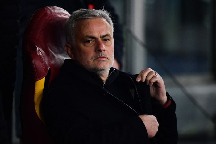 Mourinho: AS Roma Krisis Pemain