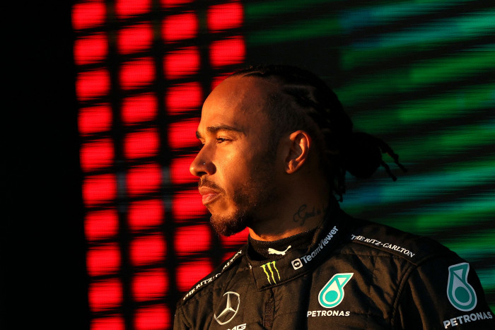 Lewis Hamilton Buat Film Soal Formula 1