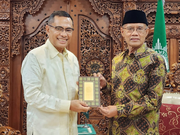Yayasan Muslim Sinarmas Serahkan Wakaf Al-Qur'an kepada Muhammadiyah