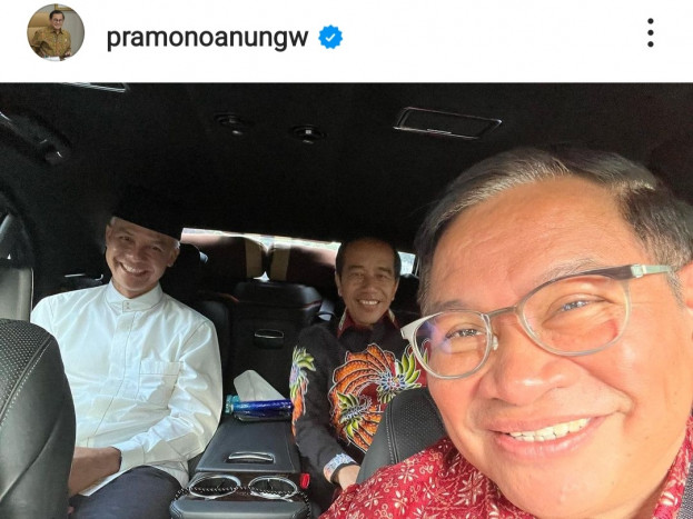Kembali ke Solo, Jokowi Satu Mobil dengan Ganjar Pranowo