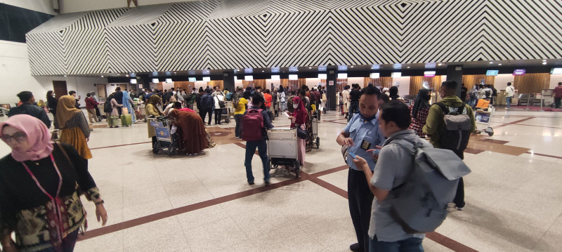 Pengajuan Extra Flight di Bandara Juanda Membengkak 